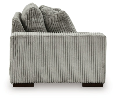 Lindyn Sectional with Chaise