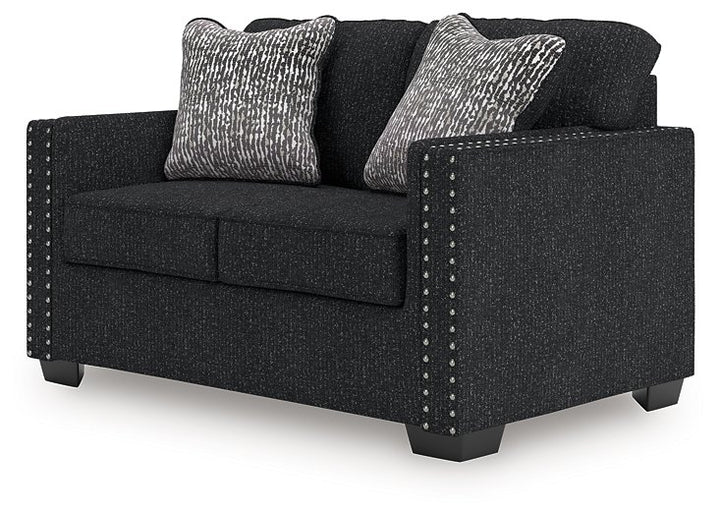 Jasmine Peaks Loveseat