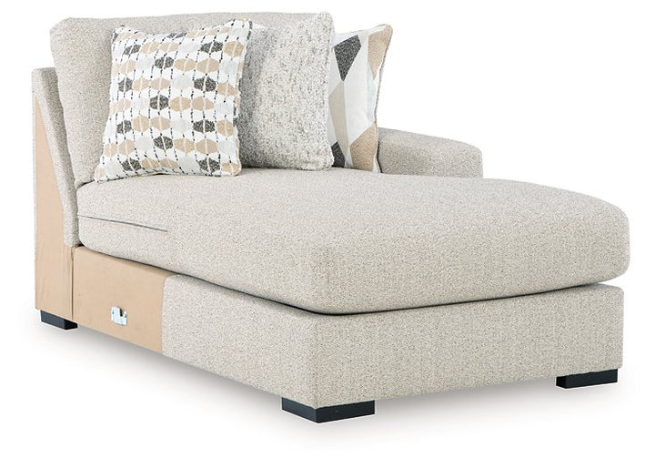 Laurelgrove Sectional with Chaise