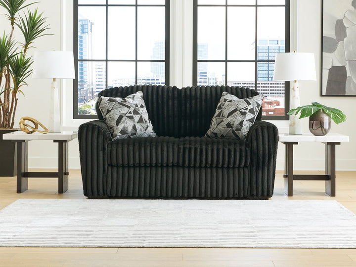 Midnight-Madness Loveseat