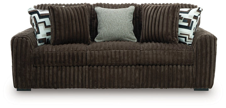 Midnight-Madness Sofa