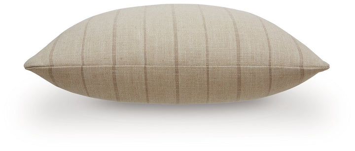 Valwick Pillow (Set of 4)