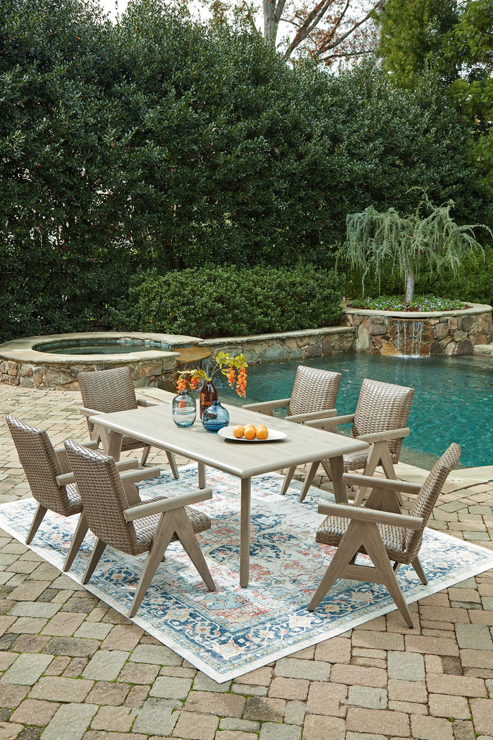 Cliff Trails Outdoor Dining Package